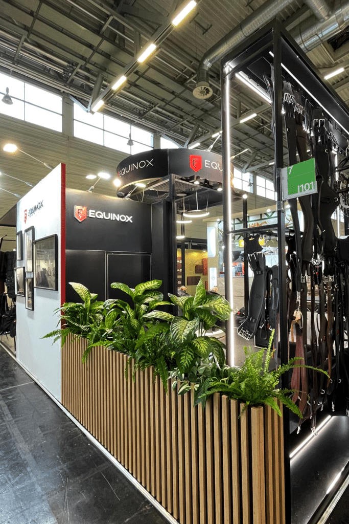 Equinox 10