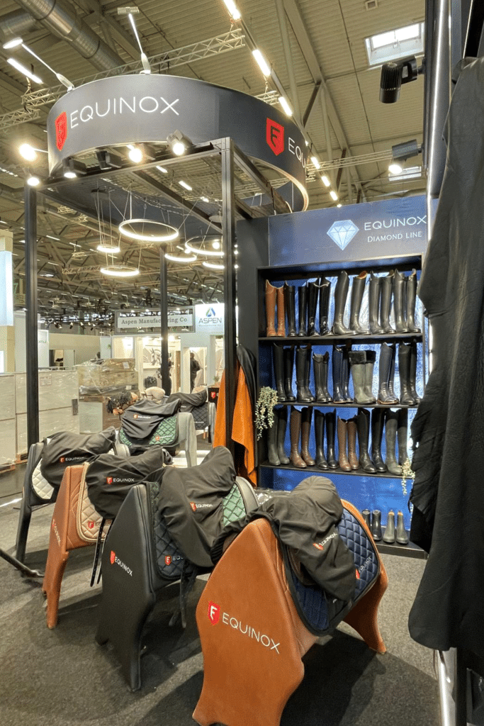 Equinox 11